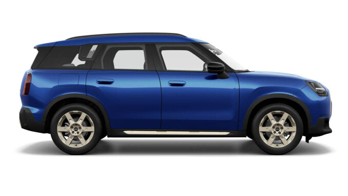 MINI Countryman 230kW SE Exclusive ALL4 66kWh 5dr Auto Electric Hatchback - Image 2